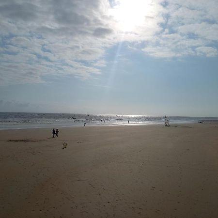 Appartement Spacieux Et Lumineux Secteur Petit Marche A 5 Min A Pied De La Plage Saint-Jean-de-Monts Buitenkant foto
